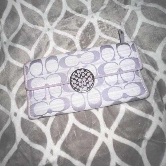 Lavender Coach Wallet - Picture 1 of 5